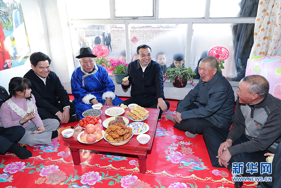 李克強：著力推進改革發展 努力破解民生難題 使各族人民群眾的日子越過越好