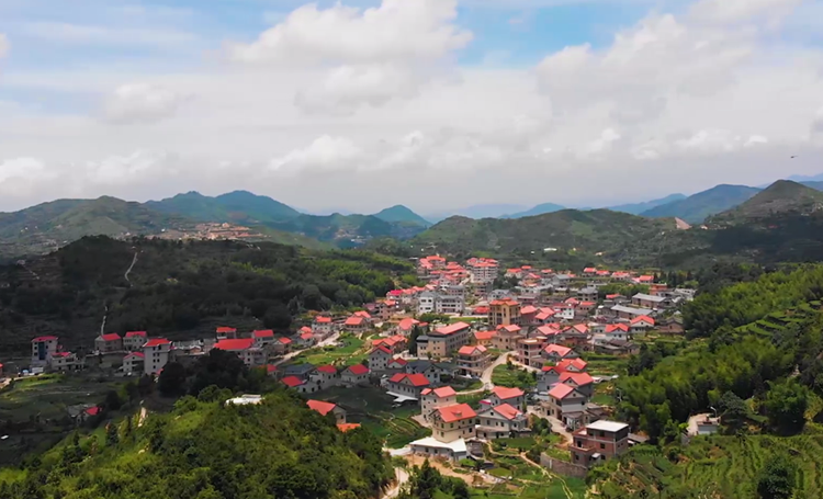 台灣青年阿嘉眼中的大陸鄉村：“閩南小九寨”軍營村