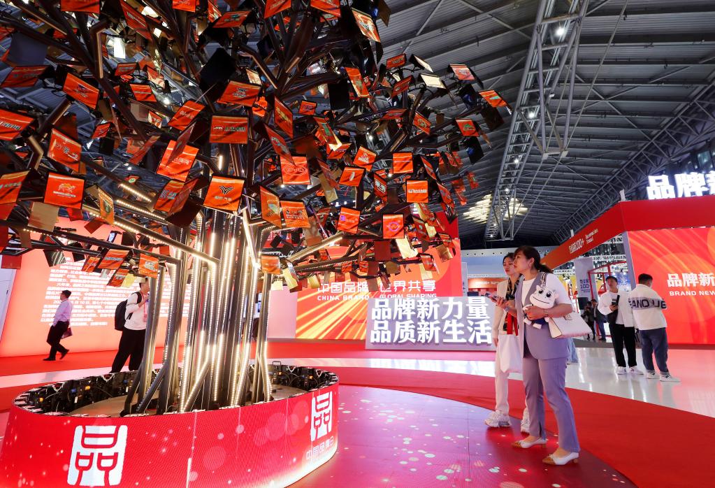 “大國重器”攜手“科技利器”展示中國品牌新活力