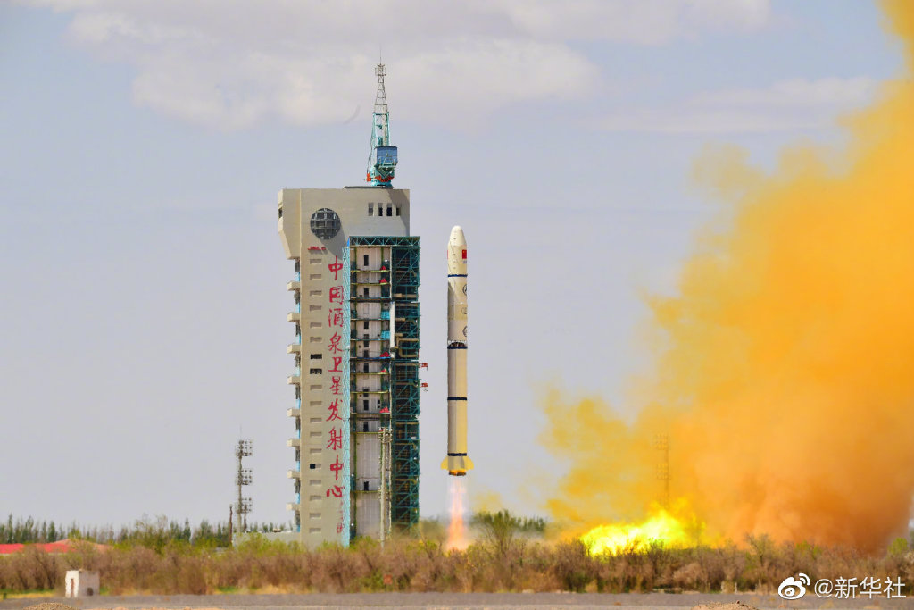 中國成功發射四維01/02衛星