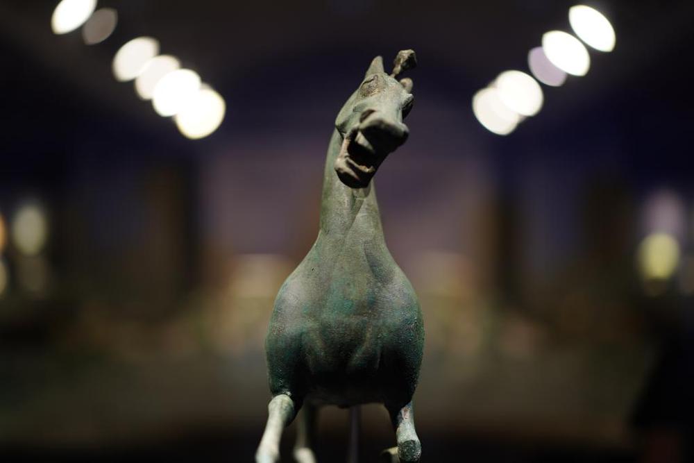博物館突圍的甘肅樣本：醜萌“綠馬”何以“出圈”？