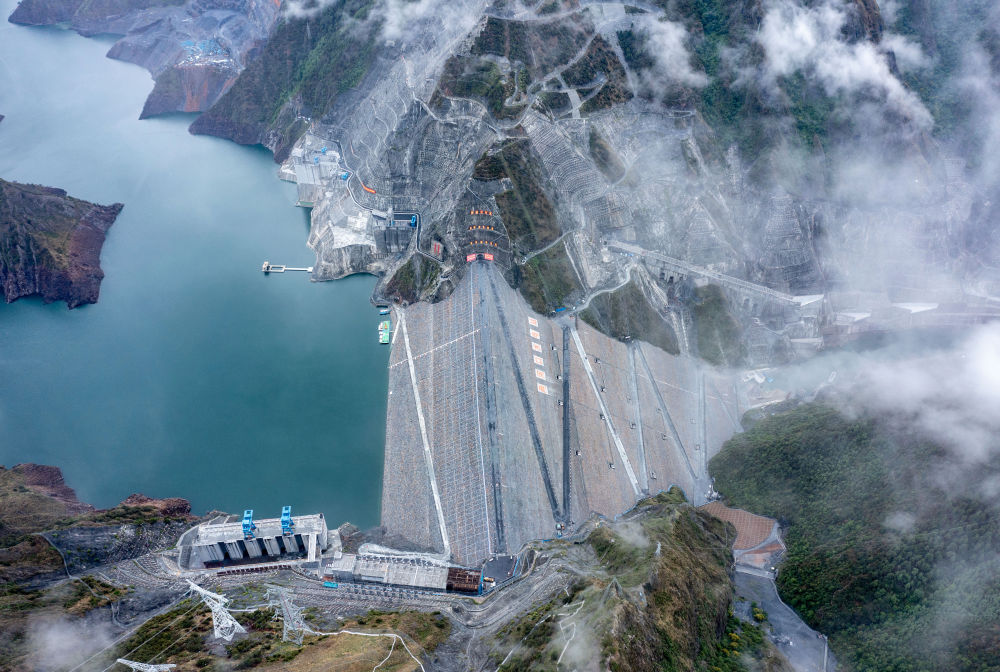 建設美麗中國 護綠水青山“金飯碗”