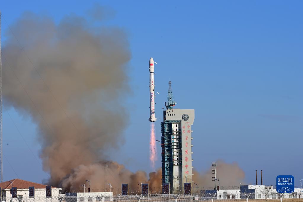 中國成功發射試驗二十號A/B星