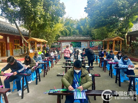 上海臺商子女學校師生在川體驗天府文化魅力