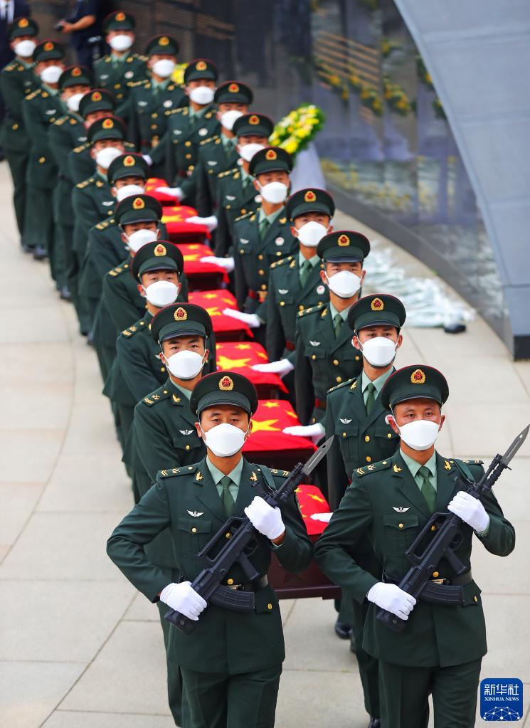 第八批在韓中國人民志願軍烈士遺骸安葬儀式在瀋陽舉行