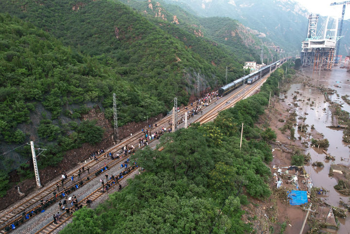 風雨同心 人民至上——以習近平同志為核心的黨中央堅強有力指揮北京防汛抗洪救災