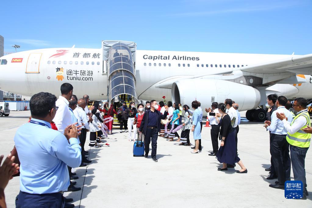 馬爾代夫以水門禮迎接中國航班和遊客