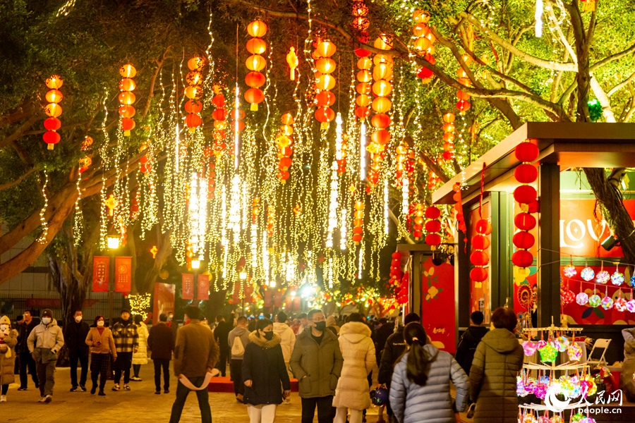 福州：紅紅火火逛燈會，“福”氣滿滿鬧元宵