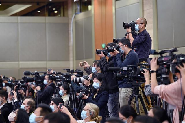 中國共産黨第二十次全國代表大會新聞發言人舉行新聞發佈會