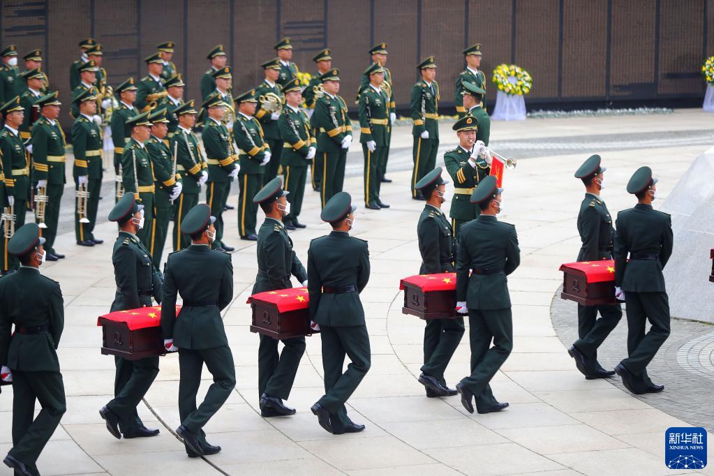 第八批在韓中國人民志願軍烈士遺骸安葬儀式在瀋陽舉行