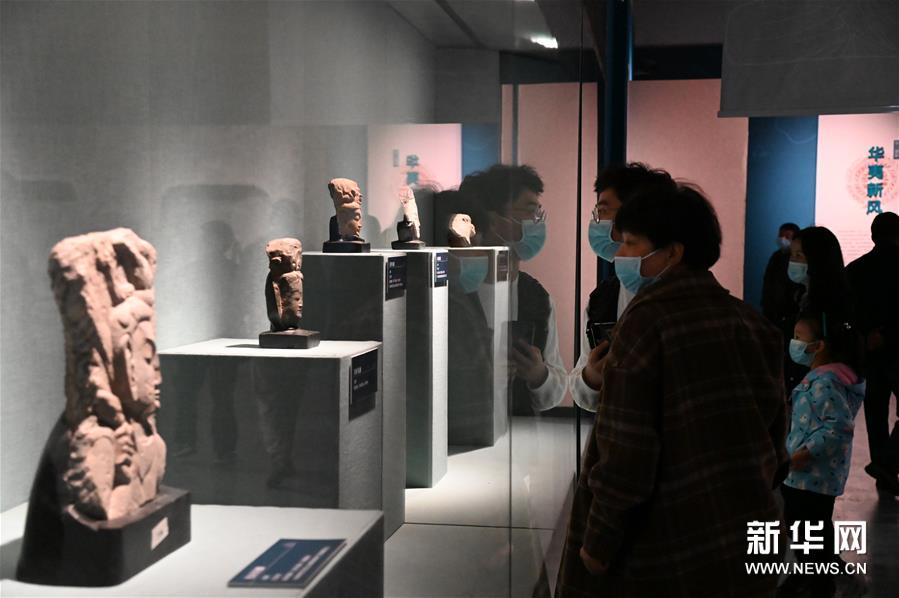 中國三大石窟在河南洛陽首次聯袂開展