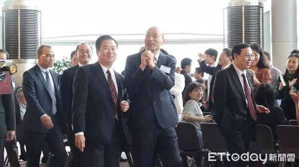 韓國瑜拜會香港特首 訪問首站就收穫滿滿