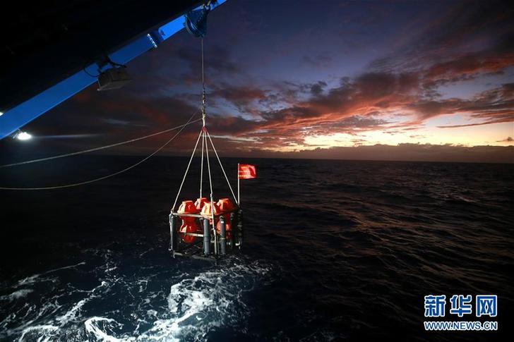 記者手記：在馬裡亞納海溝探索海洋最深處的科學奧秘