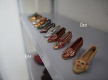 濟南老鞋匠打造"微型皮鞋" 最小鞋僅8毫米