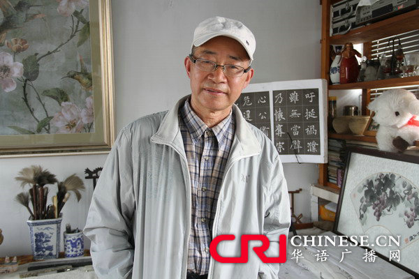 《CRI會客廳》反法西斯戰爭勝利70週年《古城·戰事·家書》系列訪談：抗日戰爭我們川軍我們四川人民盡力了—專訪中國川軍抗戰史專家、川軍抗日將領何煋榮之子何允中