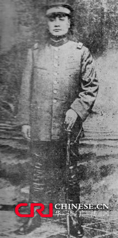 《CRI會客廳》反法西斯戰爭勝利70週年《古城·戰事·家書》系列訪談：抗日戰爭我們川軍我們四川人民盡力了—專訪中國川軍抗戰史專家、川軍抗日將領何煋榮之子何允中