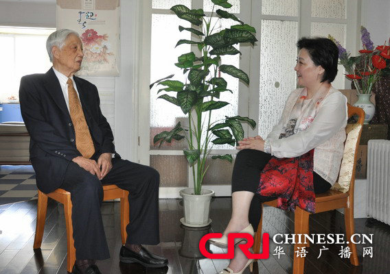 《CRI會客廳》反法西斯戰爭勝利70週年系列訪談《古城·戰事·家書》：火線排長 智者少將——專訪中國遠征軍上尉王楚英