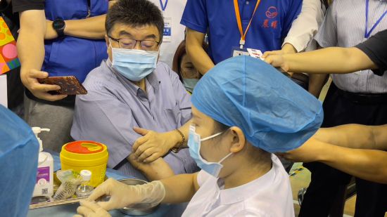 “每一個生命都值得被尊重”——台灣同胞紛紛“登陸”接種大陸新冠疫苗
