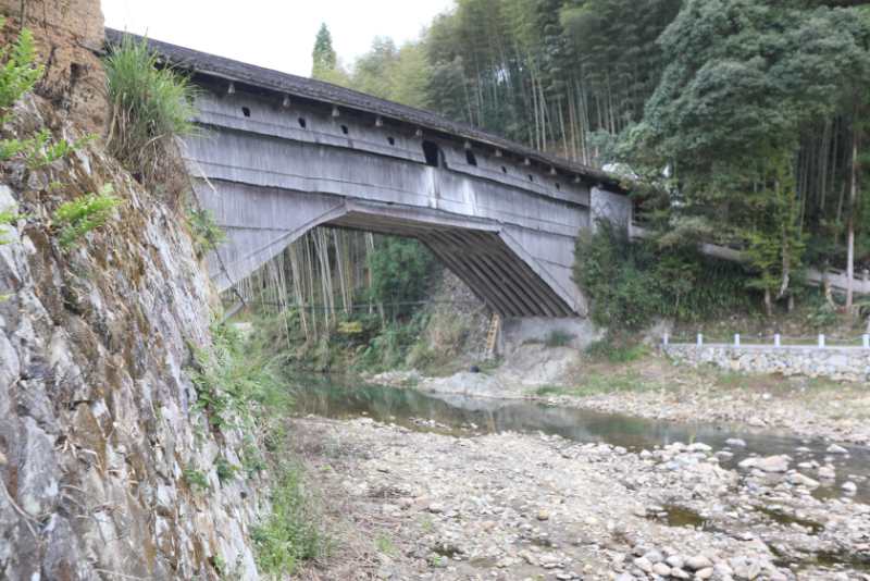 不僅拋粽祭屈原，還融入民間歌舞，端午“走橋”習俗你可曾聽説過？