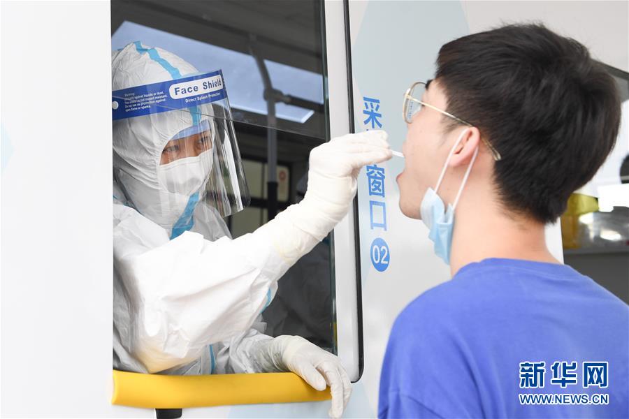 北京市首次投放移動核酸採樣車
