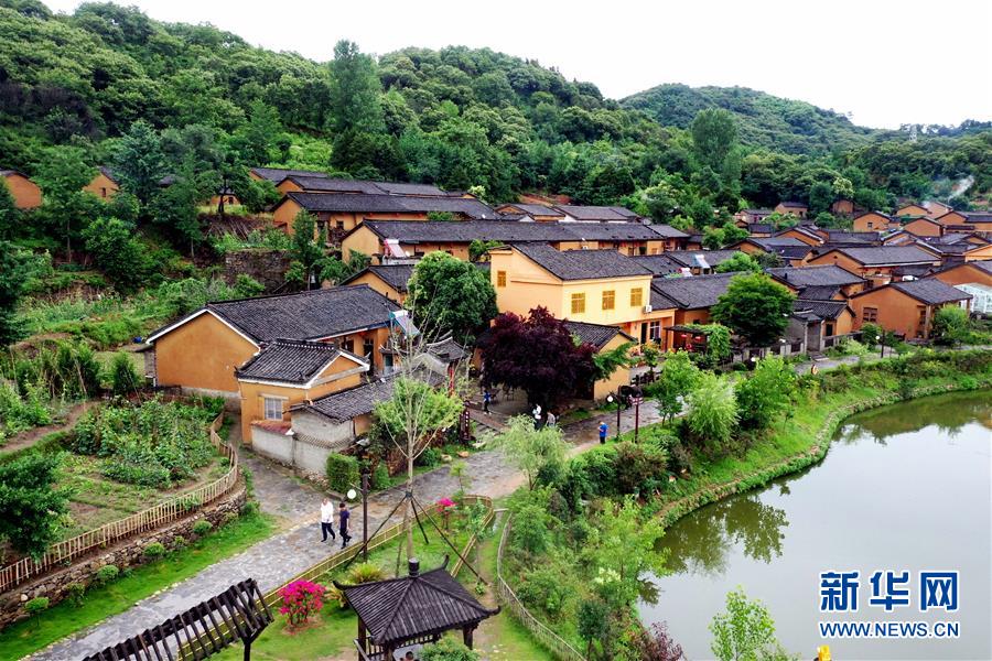 大山深處有“新家”——大別山村繪出現代版“富春山居圖”