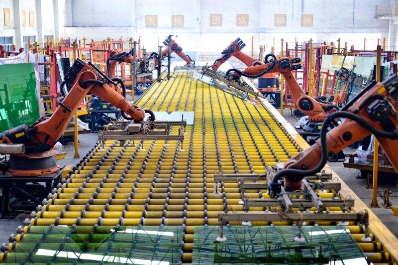 台灣受僱員工人數疫情以來首度回升 製造業仍受衝擊