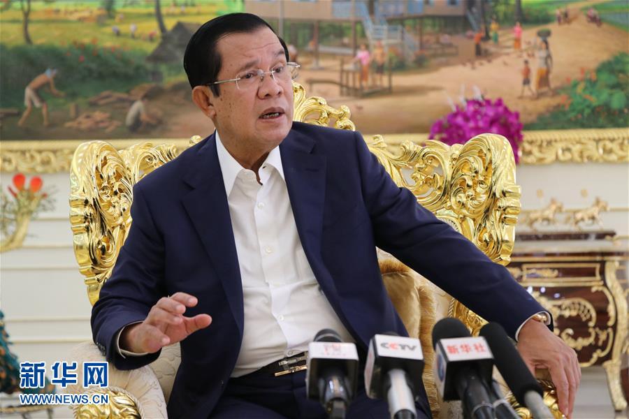 中國共産黨領導中國取得偉大成就——訪柬埔寨首相洪森