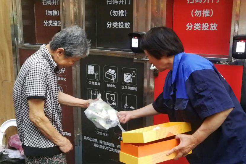 上海垃圾分類實施過百日：居民普遍參與，效果超預期