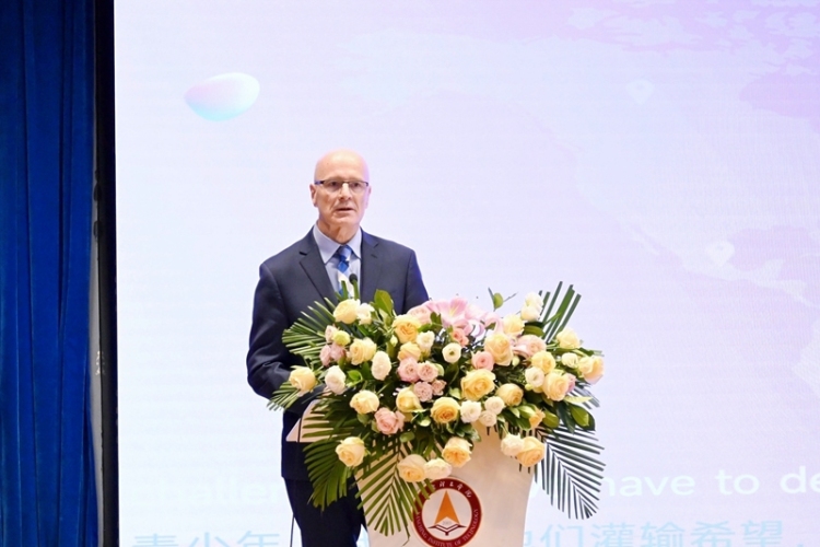 燕京理工學院世界青年領導力論壇：中加高校共探全球青年領導力