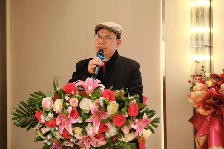 勇攀藝峰 夢啟星河 | 榮懷教育 “美育珠峰計劃” 正式啟動