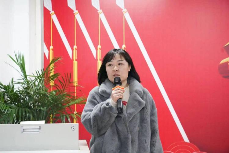 知責擔責抓落實 履責盡責強擔當——四川文化傳媒職業學院召開2024年度中層幹部述職大會