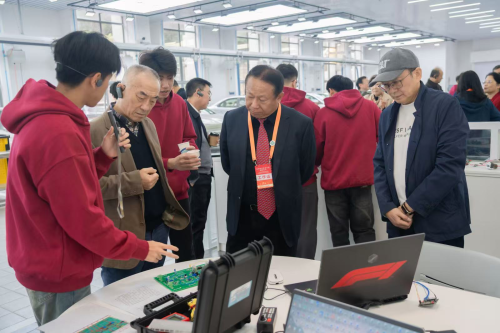 揚帆啟航 煥新出發 深圳城市職業學院正式揭牌