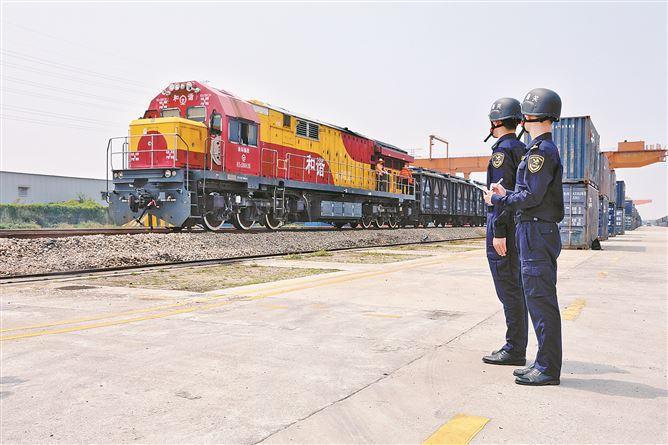 前10個月廈門港海鐵聯運業務創新高