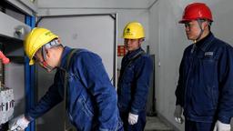 （總網首頁）新春走基層 | 國網萬載縣供電公司：滿格電力 年味守護