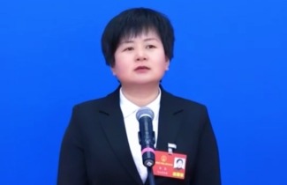 江西省人大代表陳英：培訓一人 就業一人 溫暖一家