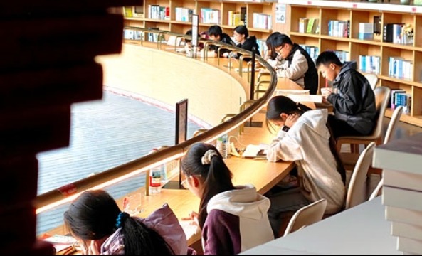 一卷書香潤廬陵 滿城文韻育新風——吉安深耕文化沃土打造閱讀之城