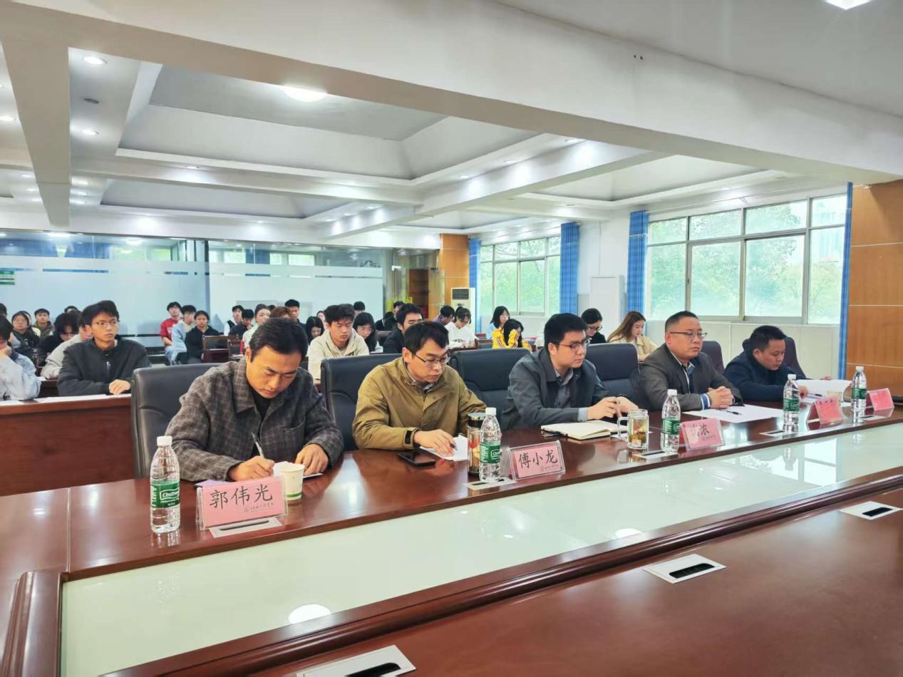 AI賦能求職新生態——江西工程學院舉辦首屆簡歷設計與AI模擬面試大賽