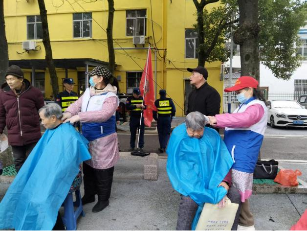 江西撫州:多方聯動進社區 志願服務暖民心