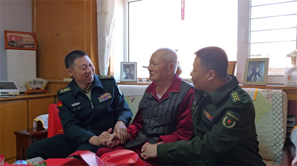 遼寧省軍區錦州駐地幹休所歡慶新春