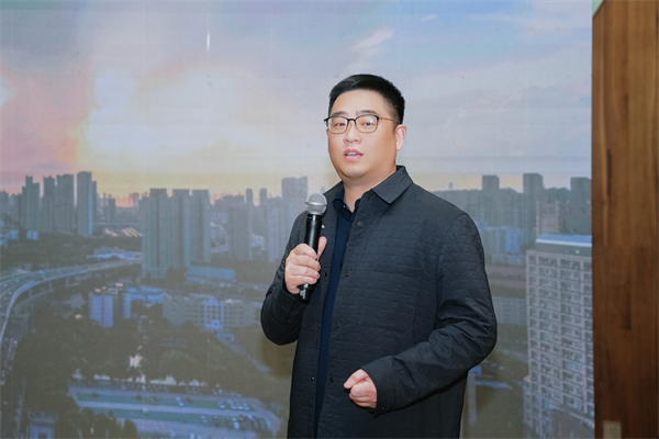 網絡大V共話城市萬象更新 江城名博匯八週年活動在武漢舉辦