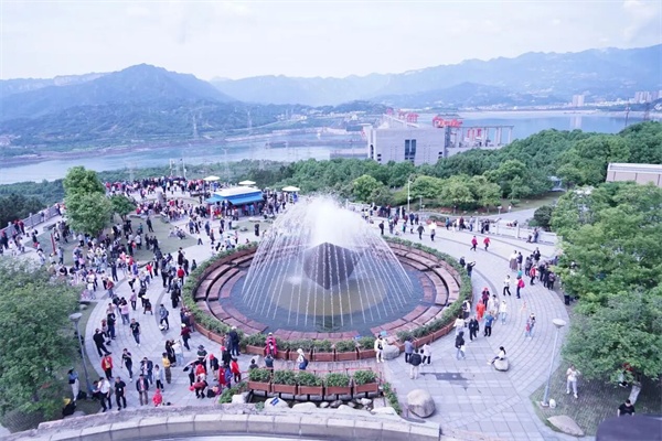 近333萬人!三峽大壩旅遊區2025年接待遊客數量再創新高
