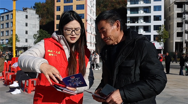 湖北巴東:法治文藝潤鄉土 惠企服務暖基層