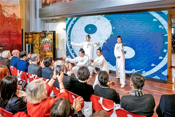 “知音湖北 大美長江”走進巴黎 重點推介五大入境遊主題線路 null