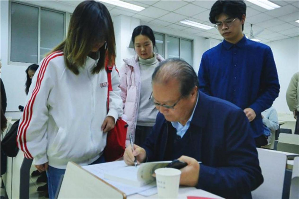 華中科技大學公選課《社會認識論》圓滿收官