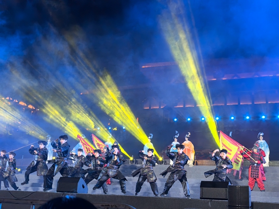 “賽動黔景·活力省運”主題歡樂夜點亮黔南 貴州省十二運會預熱活動拉開序幕