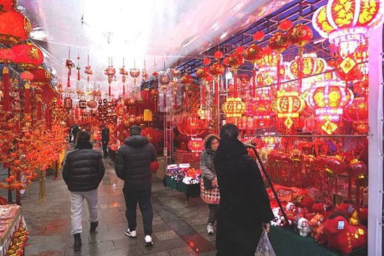 貴州都勻:供銷年貨大集紅火熱鬧 濃濃年味撲面來