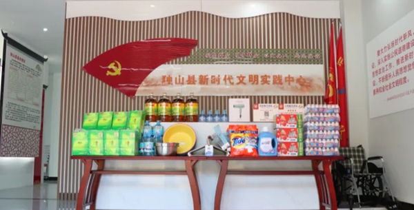 從“旁觀”到“共治” 貴州獨山“隨手拍”讓文明城市建設人人參與