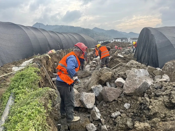 貴州正安謝壩鄉:冬日施工忙 良田煥新顏