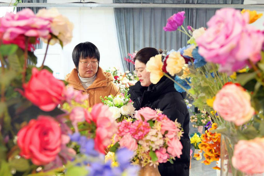 南陽市社旗縣:小縣“花”開世界香