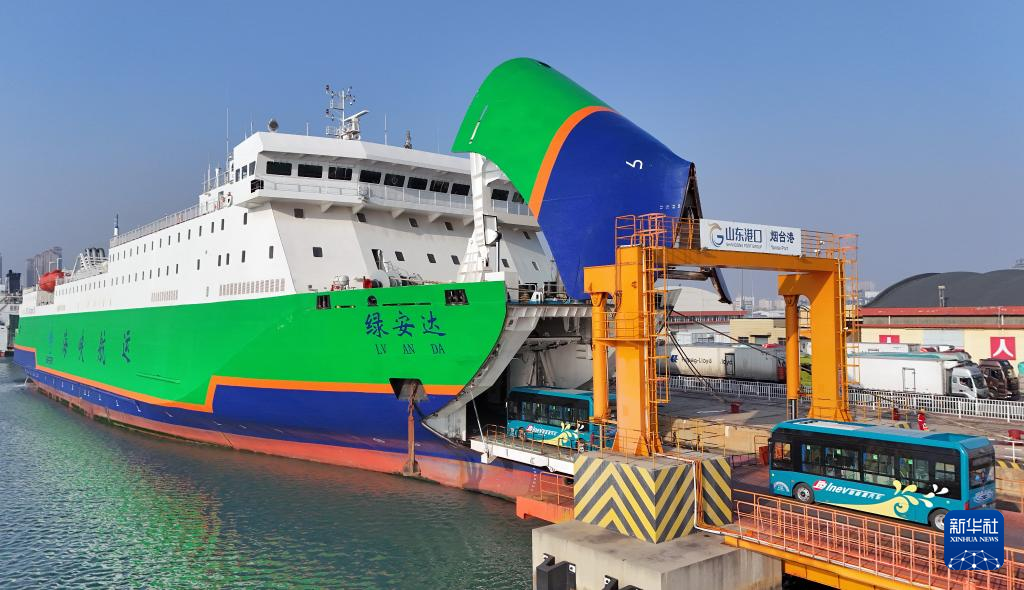 電動公交乘船渡海峽